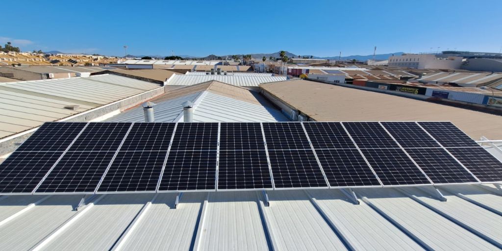 Instalación solar industrial Suministros Industriales Matalo