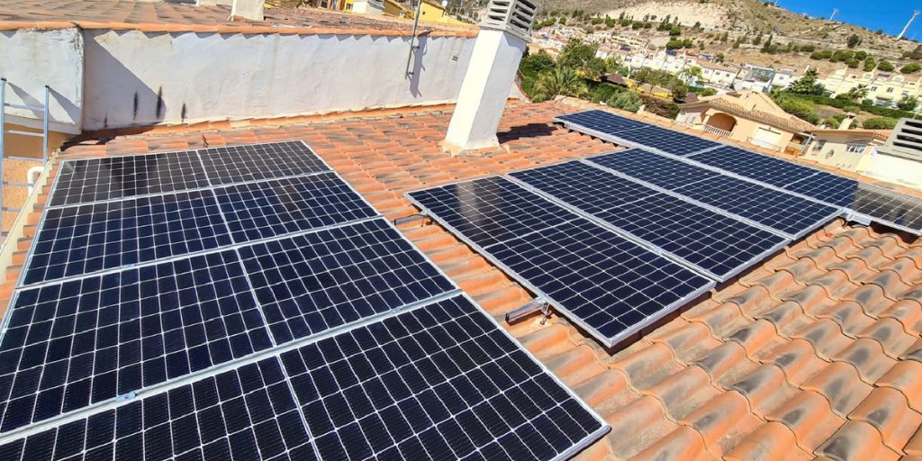 Instalación solar residencial Benalmádena residencial